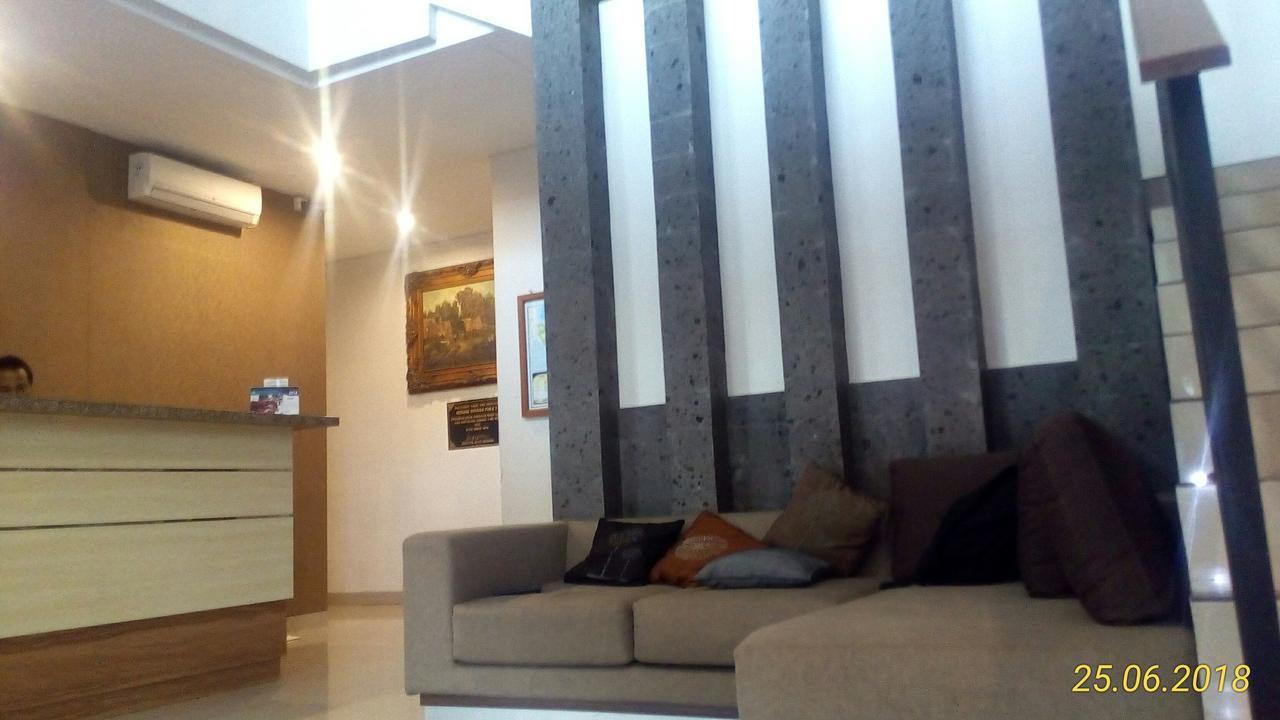 Dhyana Pura Hotel Mengwi Экстерьер фото